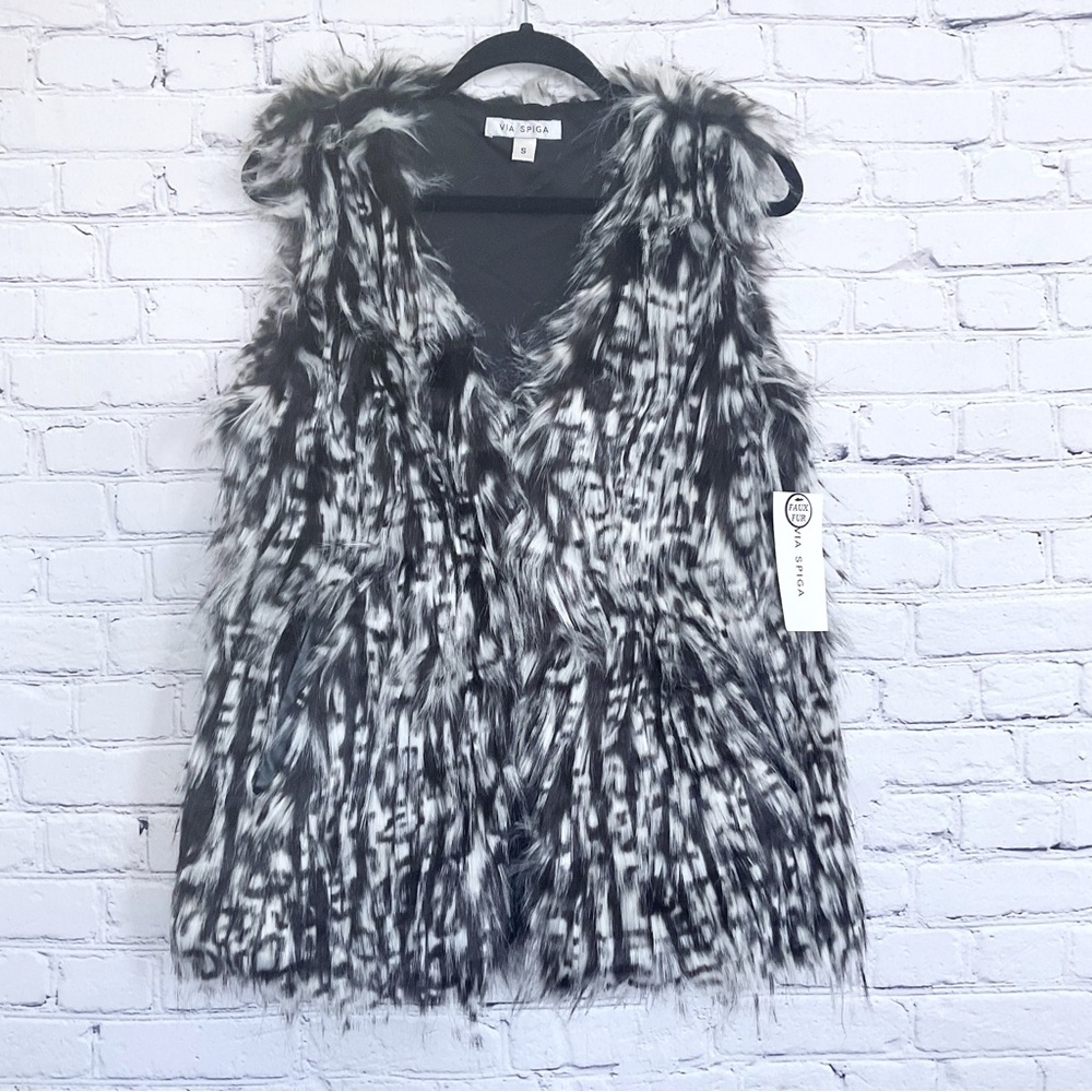 New Via Spiga Faux Fur Vest Leopard Black White Animal Print Pockets Size Small